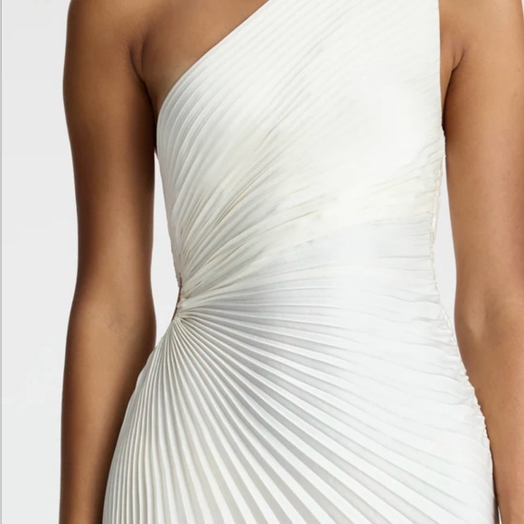A.L.C. White Whisper  Satin Delfina Pleated Long Asymmetric One-Shoulder Dress - Picture 4 of 10